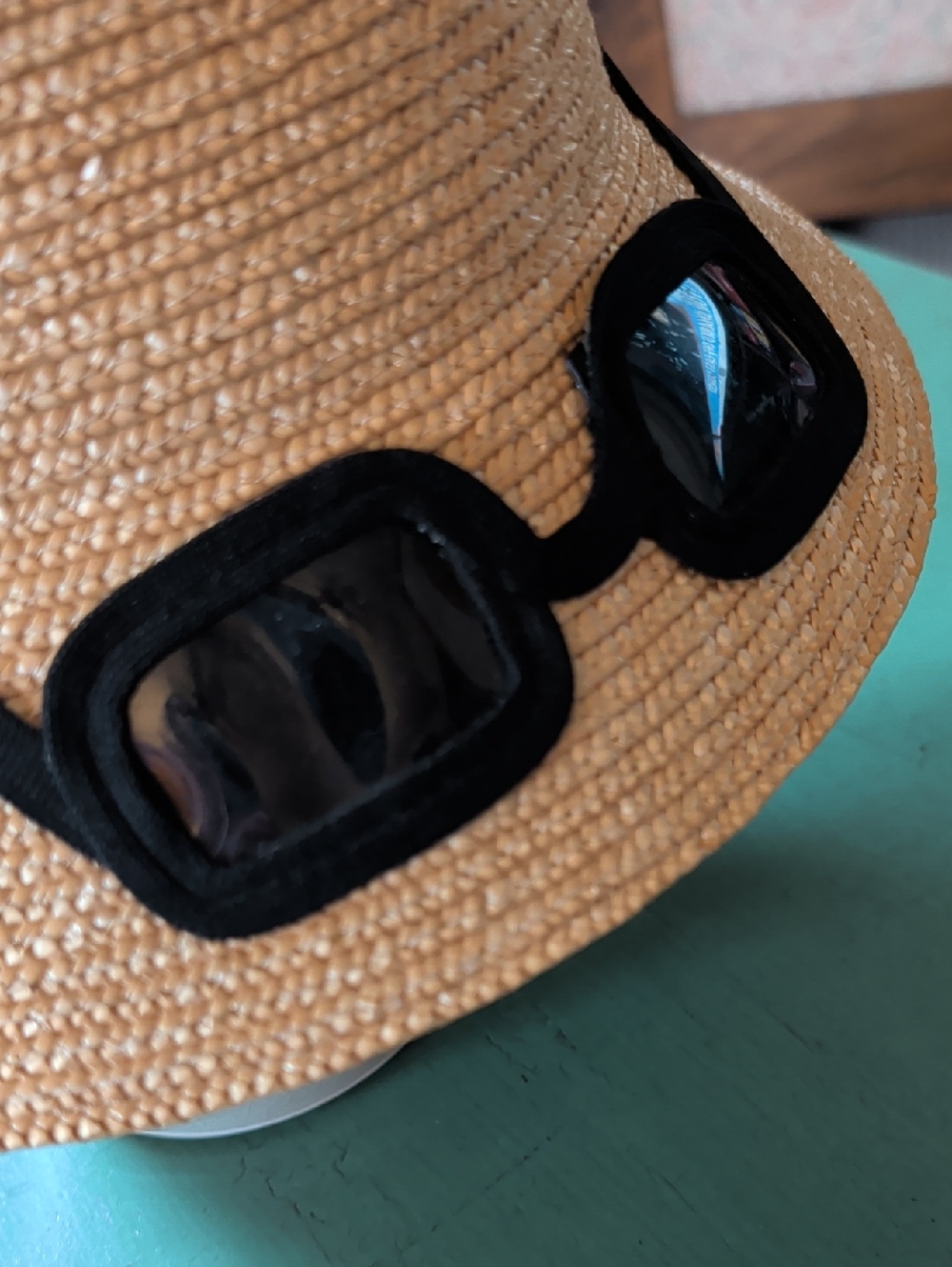 Kate Spade Sunglasses Straw Hat Bucket Summer Beach Tan Hat Black Glasses Iconic - Picture 5 of 16
